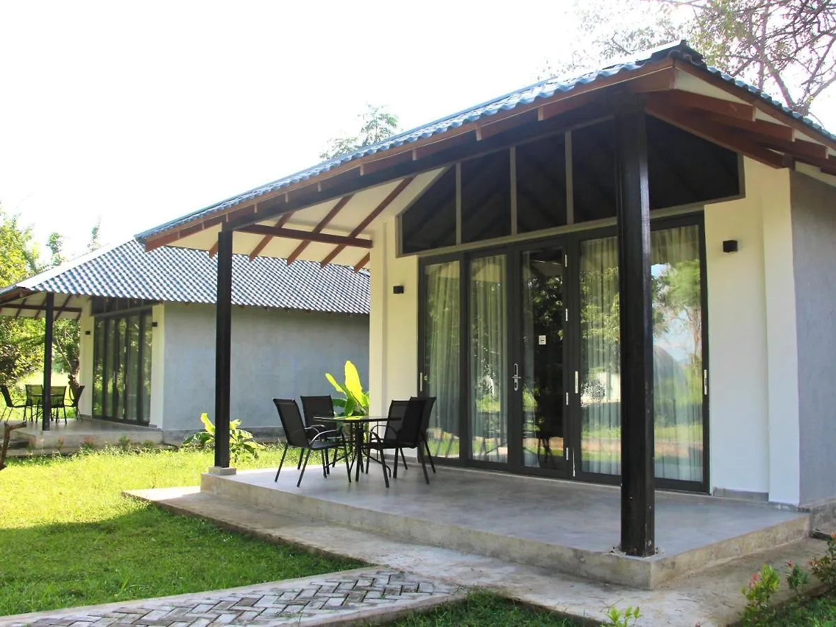 ***** Hotel Nivadoo Resort Sigiriya Sri Lanka