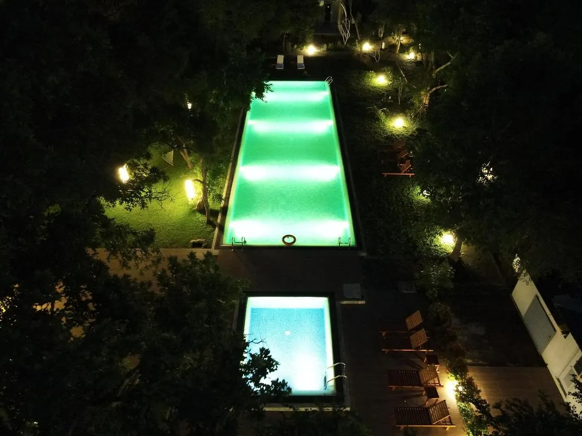 Nivadoo Resort Sigiriya Hotel
